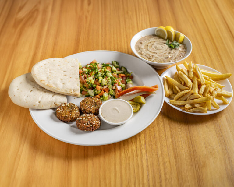 King TUT_Cleoparta platter